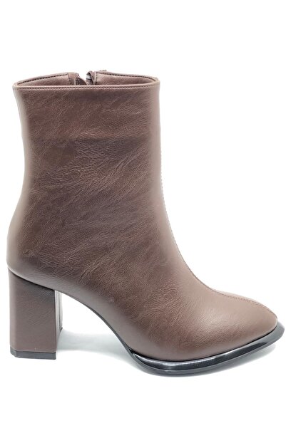 KOCAMANLAR Feles Детайлни класически дамски ботуши с ток BROWN