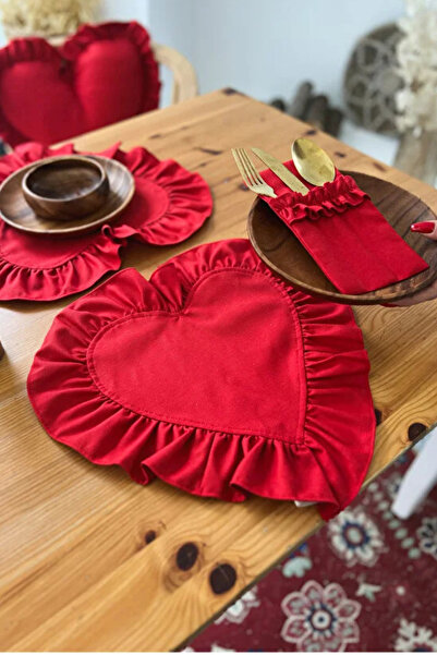 KaiHome Heart Patterned Ruffled Linen Plate - American Service Set of 2