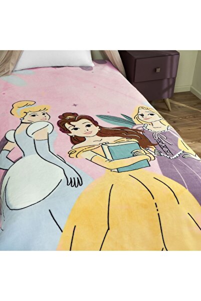 Taç Licensed Disney Princesses Fun and Bold Single Blanket
