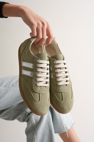 SANLORD SHOES أحذية رياضية مريحة من الجلد السويدي من سانلورد