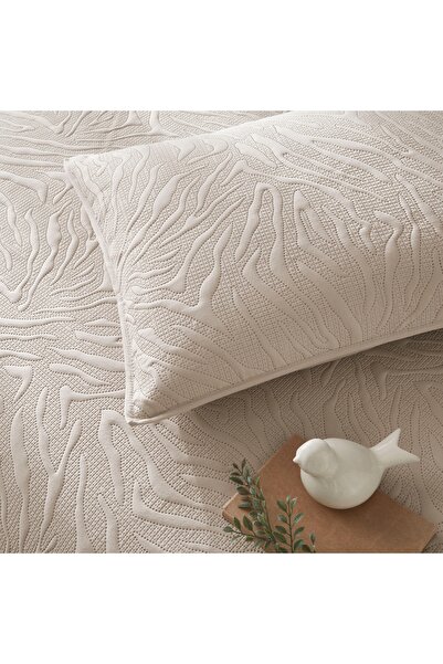 Linens Wild Single Bedspread Set Beige