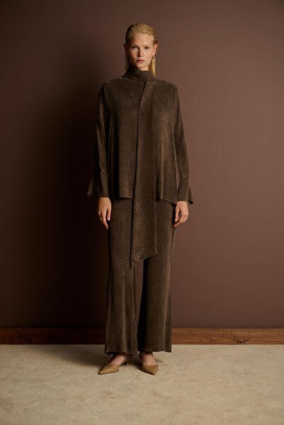 TERZİ DÜKKANI MİLA DOKULU ŞAL DETAY TAŞLANMIŞ İPEK PANTOLONLU TAKIM KAHVE