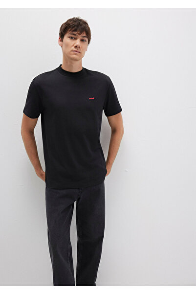 Mavi Schwarzes Basic-T-Shirt mit Logo-Print, lockere Passform / lockere, entspannte Passform 0612216 -900