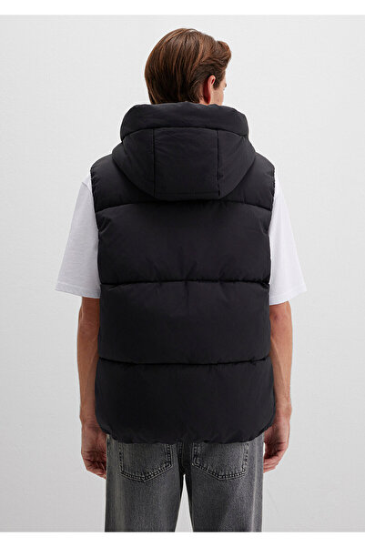 Mavi Hooded Black Inflatable Vest Regular Fit / Regular Fit 0110306 -900