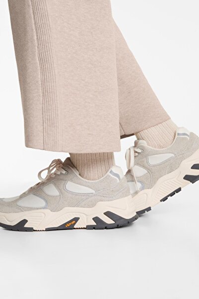 Oysho Classic socks in 15% cashmere 10% wool