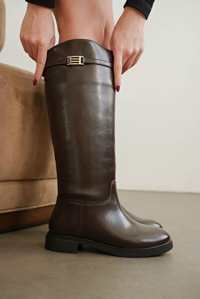 MODAADAM Women's Nantes Flat Bottom Buckle Boots - Brown-Patent Leather