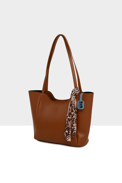 Bagmori Tan Women's Oval Mouth Shawl Bag M000008688