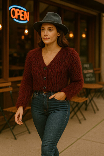 LEOF Düğme Detaylı Uzun Tüylü Yumoş Hırka