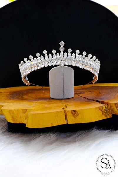 SimgeAksesuar Crystal Stone Fashionable and Elegant Bridal Tiara