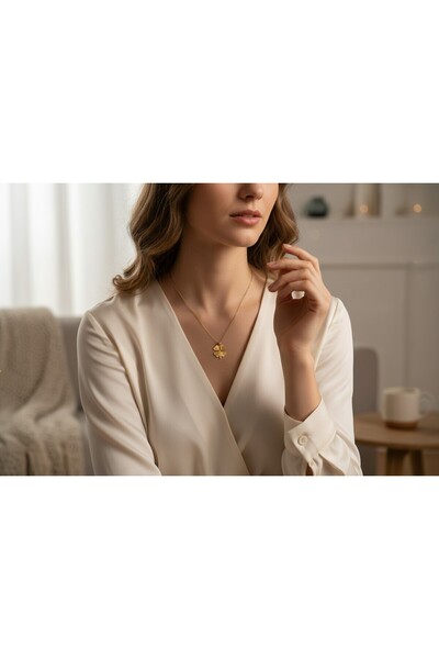 YUSSO ACCESSSORY Kadın Gold Yonca Çelik Kolye