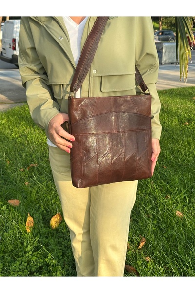 Deribag Hakiki Deri ,heybe Model,çapraz Askılı, Kahverengi ,kadın Omuz Çantası 28*30*4 Cm