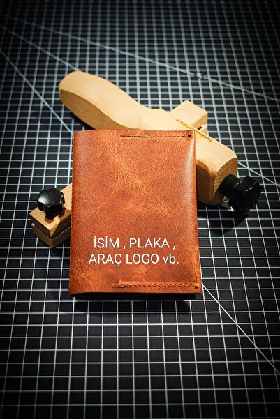 FH LEATHER GOODS حافظة غطاء رخصة السيارة من الجلد الطبيعي (يتم كتابة الاسم وا...