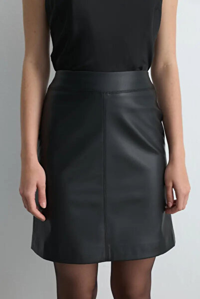 Gusto Faux Leather Mini Skirt - Black