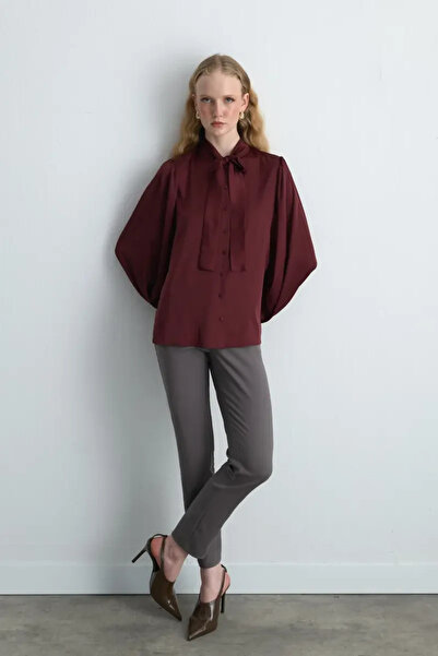 Gusto Halter Neck Satin Shirt - Burgundy
