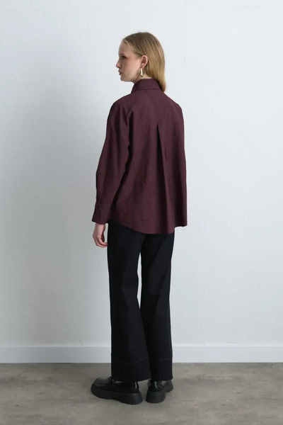 Gusto Floral Embroidered Cotton Shirt - Burgundy