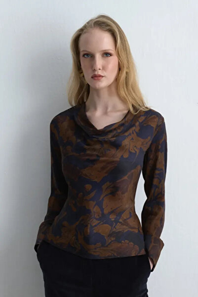 Gusto Anka Collection Viscose Satin Degaje Blouse - Brown