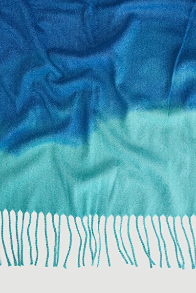 Gusto Batik Patterned Shawl - Blue