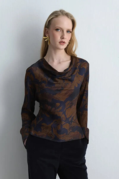 Gusto Anka Collection Viscose Satin Degaje Blouse - Brown