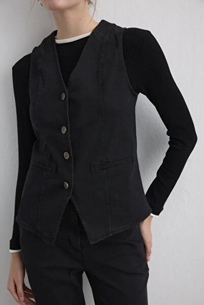 Gusto Denim Black Vest - Black