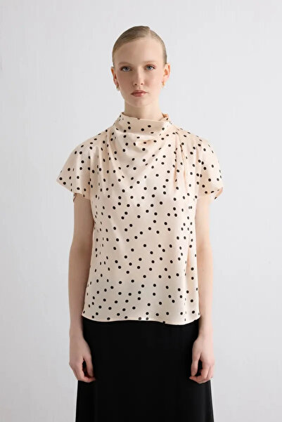 Gusto Dotted Viscose Satin Blouse - Ecru
