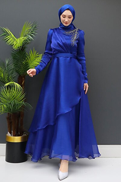 GİZ AGİYİM Βραδινό φόρεμα με λεπτομέρεια από πέτρα από μπλε οργάντζα