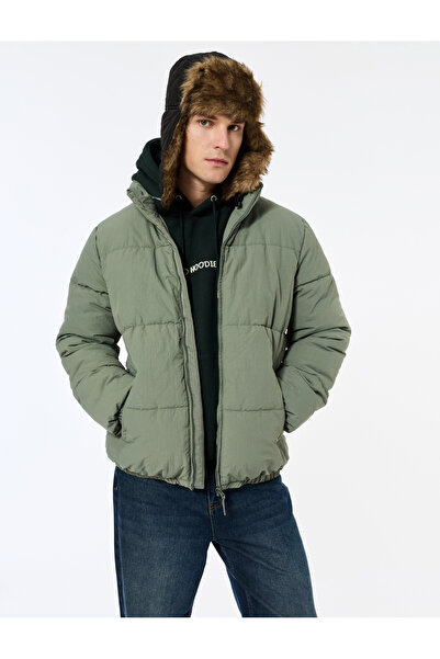 Koton ψηλός λαιμός Χειμερινό πουπουλένιο παλτό με φερμουάρ και λεπτομέρεια τσέπης