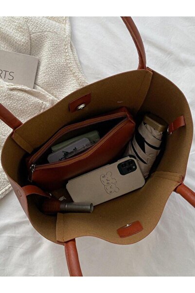 Katusa Barna kölyök válltáska