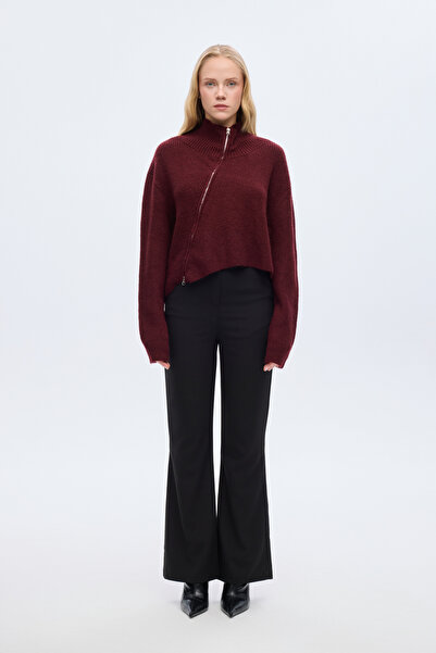 Quzu Asymmetrical Zippered Knitwear Sweater Plum