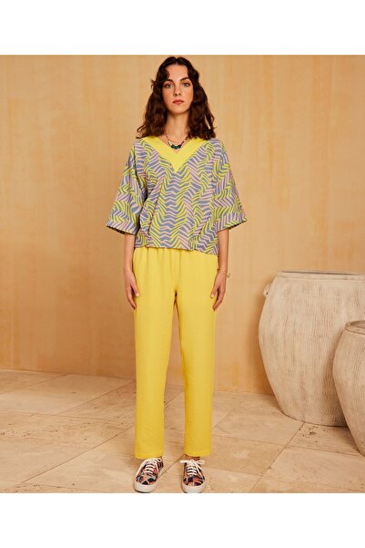 Yargıcı Lastik Detaylı Pantolon