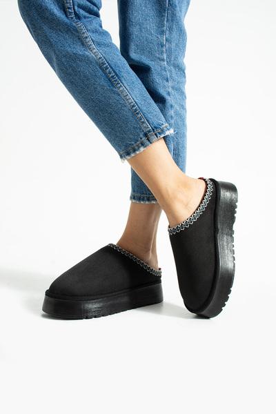 Moda Devrin Μαύρες παντόφλες από μαλλί με χοντρή σόλα