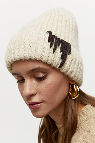 AKSWSUAR Nakış Detaylı Bere