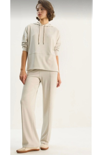 viyan butik بدلة رياضية من القماش المشروط