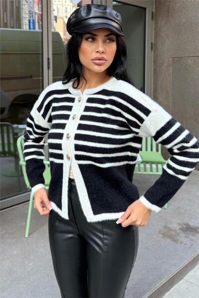 WeShaya سترة مخططة باللون الأسود