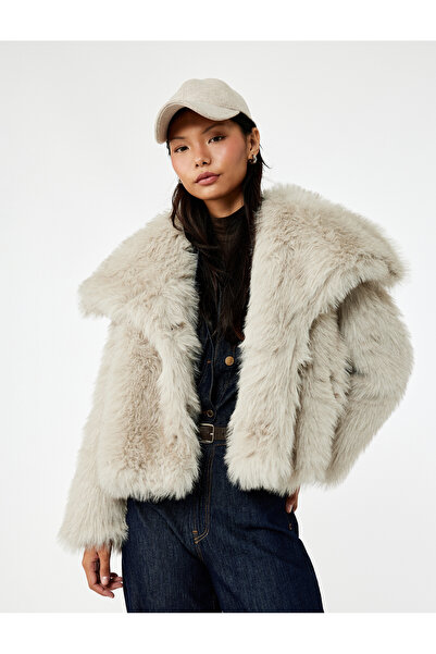 Koton Wide Collar Oversized Faux Fur Coat