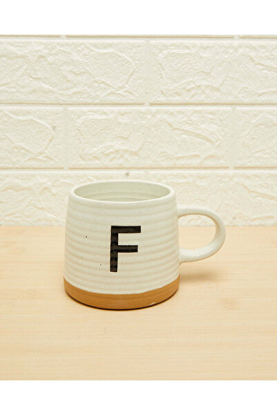 REDTAG كوب أبيض عليه حرف F