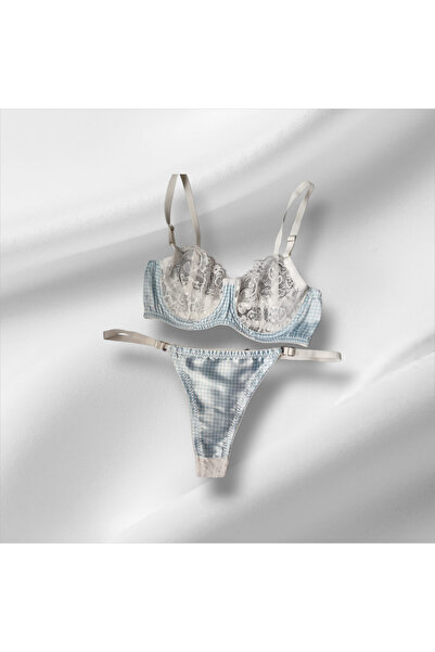 LİA Underwear طقم حمالة صدر من الدانتيل