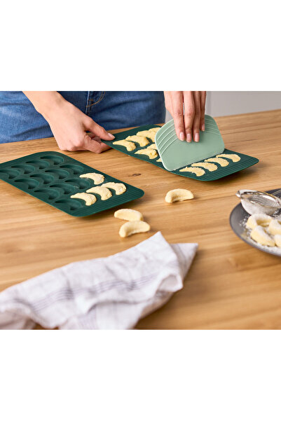 Tchibo Vanilla Cookie Baking Mat, 2 Pieces