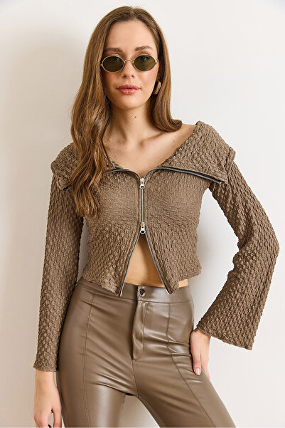 Olalook Women's Mink Textured Zippered Madonna Blouse Blz-19003172