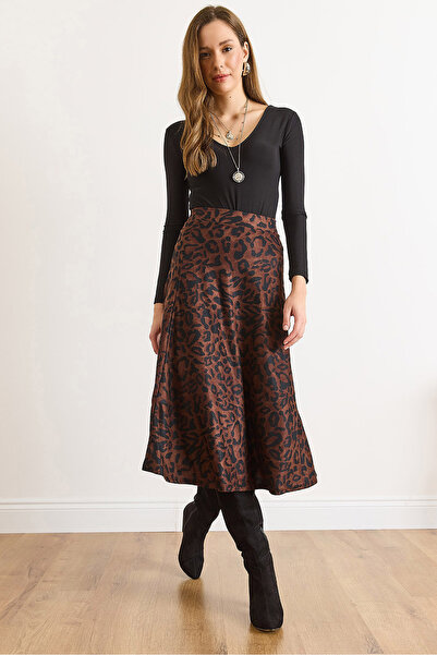 Olalook Women's Leopard Brown Elastic Waist Suede Textured Bell Skirt Etk-19000141