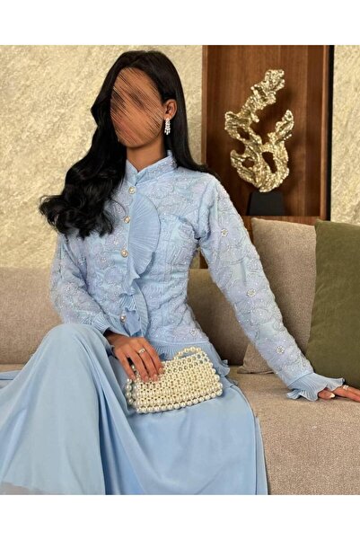 Haifa Fashion A two-piece evening dress with luxurious royal touches