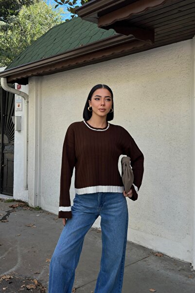 Auroveen Pulover tricotat cu guler rotund și detalii contrastante de bază AV2...