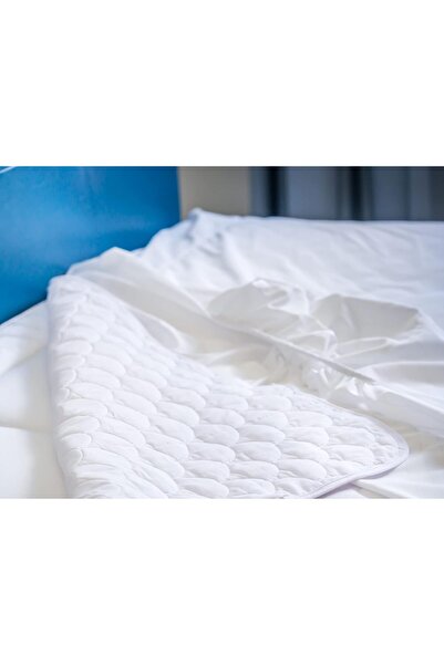 Generic Gilpin Quilted Cot Mattress Pad, White, 76 x 190 cm, Cotton-Polyester Blend