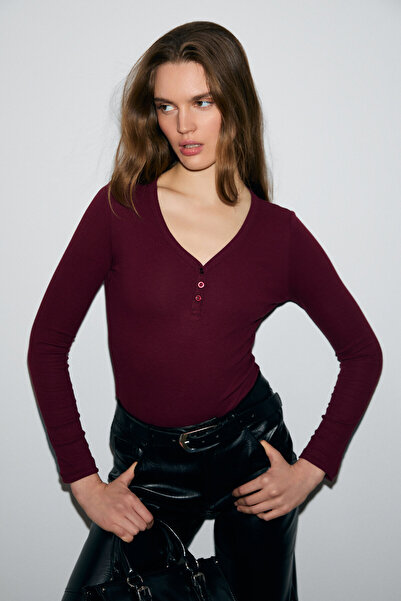 GRIMELANGE Kalani Women's Long Sleeve V Neck Placket Buttoned Burgundy Blouse