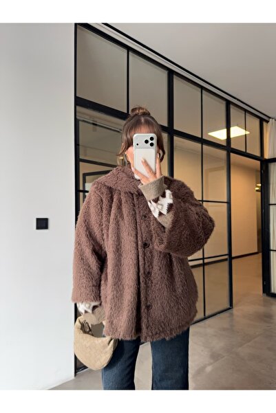 BB Bensu Buyruk PALTOANĂ SCURTĂ DE PLUȘ CU FULAR