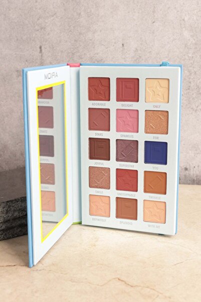 MOİRA تتألق النجوم مثل لوحة الصبغة المضغوطة