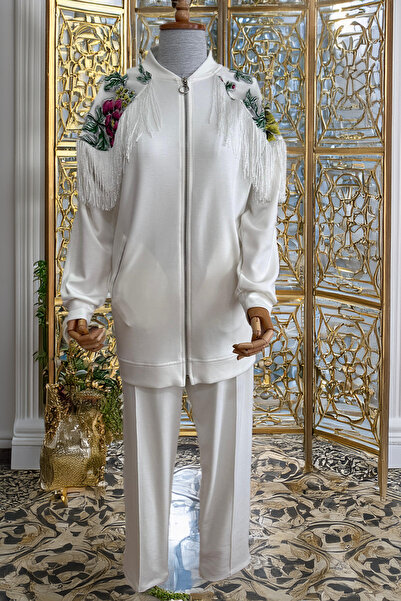 Stella Çiçek Nakış Baskılı Pantolonlu Takım Elbise