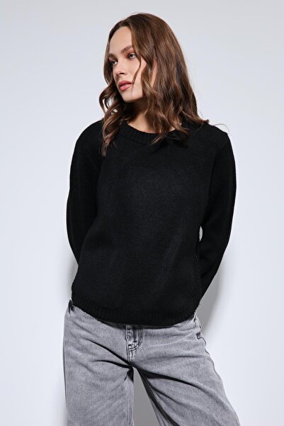 Antioch Black Button Detailed Knitwear Sweater