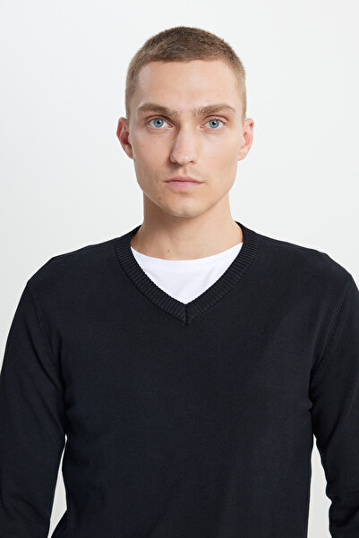 ALTINYILDIZ CLASSICS Men's Black Standard Fit Regular Cut V-Neck Knitwear Sweater