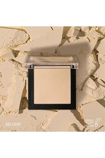MOİRA - Lavish Pressed Finishing Powder (300, Light)