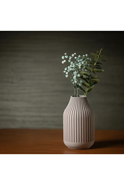 Homentum Bravina | Modern decorative vase with fine vertical lines and Scandinavian design